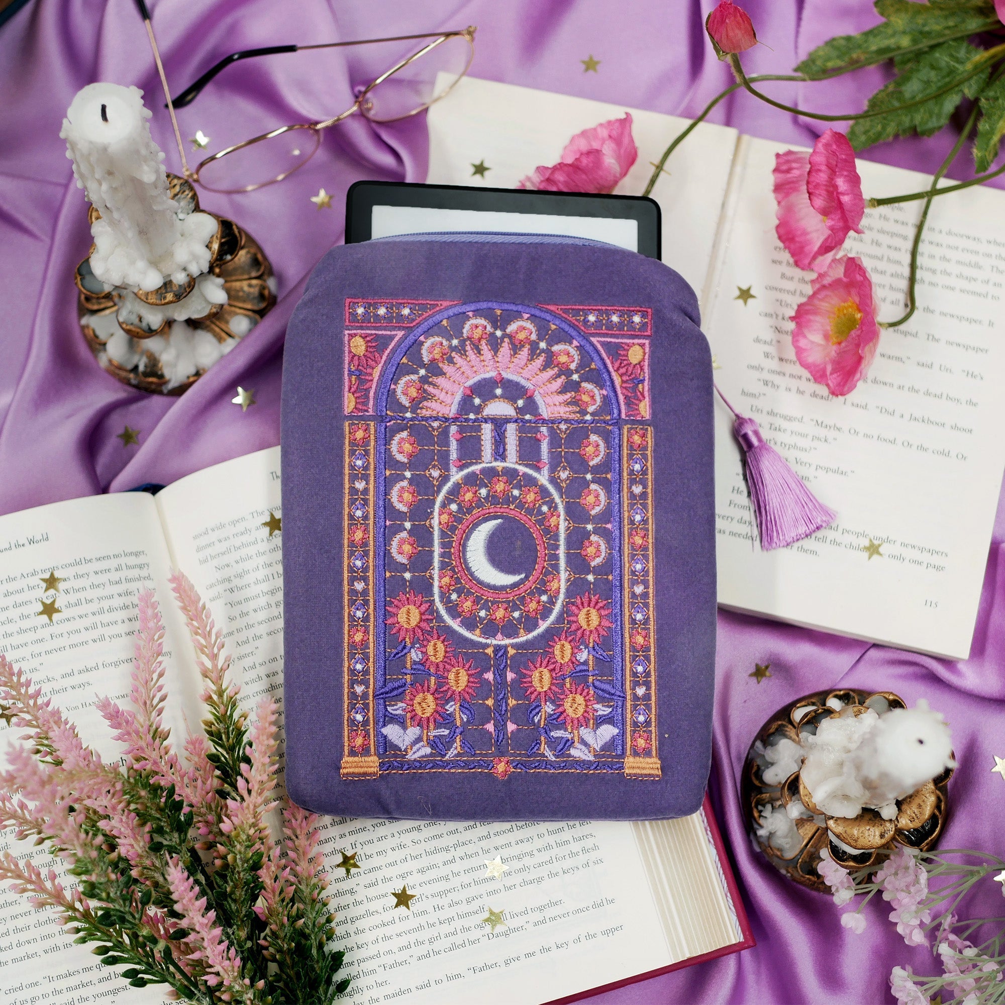 Iridescence - Kindle & E-reader Sleeve - The Quirky Cup Collective