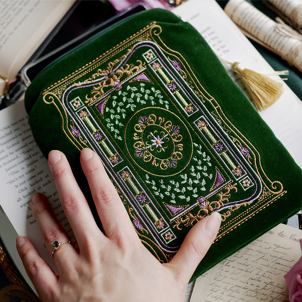 Literati - Kindle & E-reader Sleeve - Green - The Quirky Cup Collective