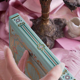 Reading Companion Antoinette