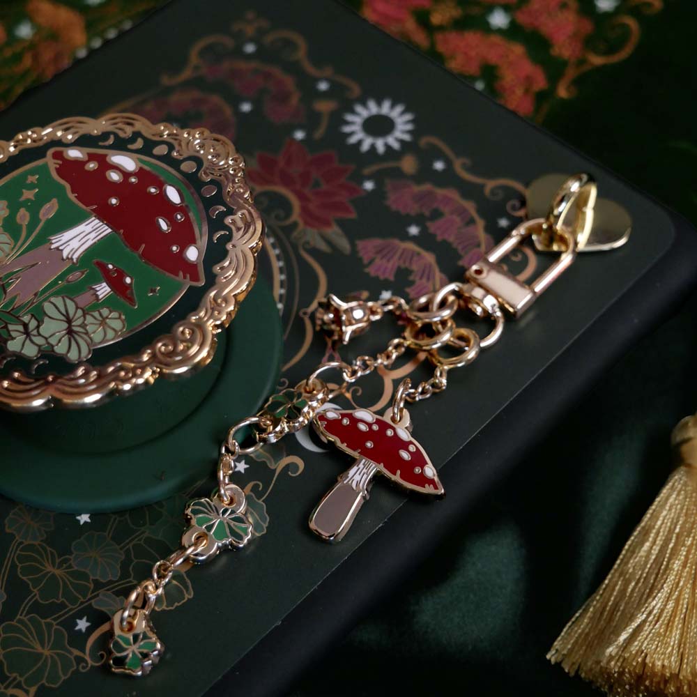 Kindle accessories bundle with green embroidered eReader sleeve, decorative sticker insert, charmlet and MagSafe grip