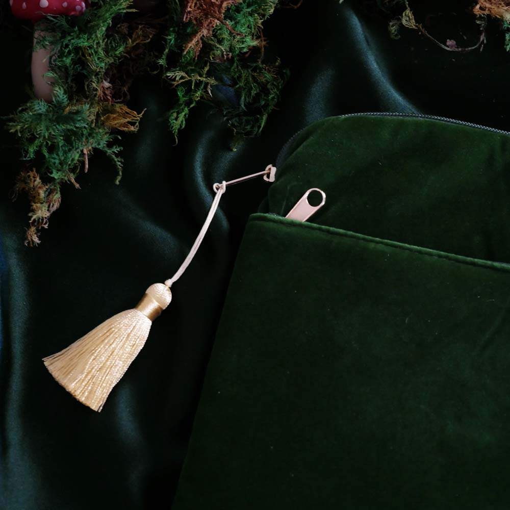 Green velvet Kindle and Kobo sleeve with embroidered botanical fall autumn inspired design, padded eReader protective case with zip closure and back pocket