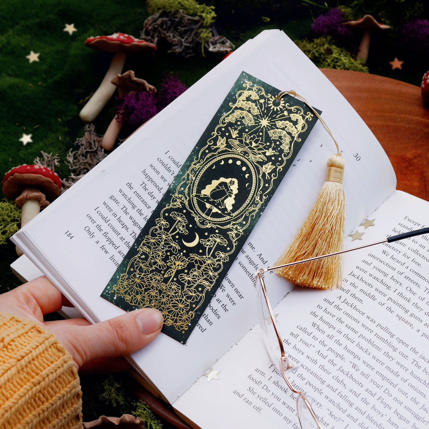Wonderland Stationery Bundle - Bookmark - Book Sleeve - iPad Sleeve - Kindle Sleeve - Journal - Notebook - Pen - The Quirky Cup Collective
